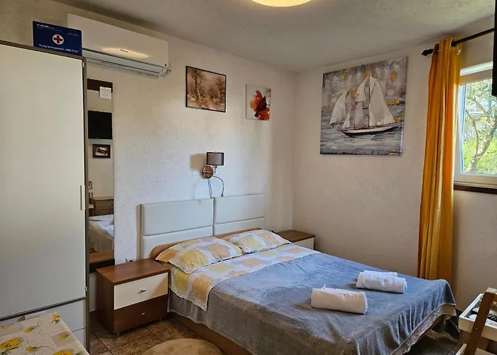 Ivan Lejlighed Malinska