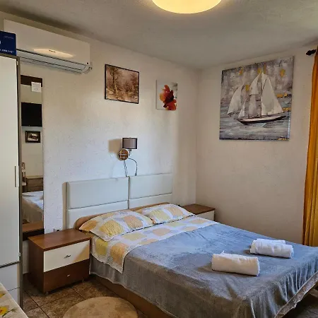 Ivan Apartamento Malinska